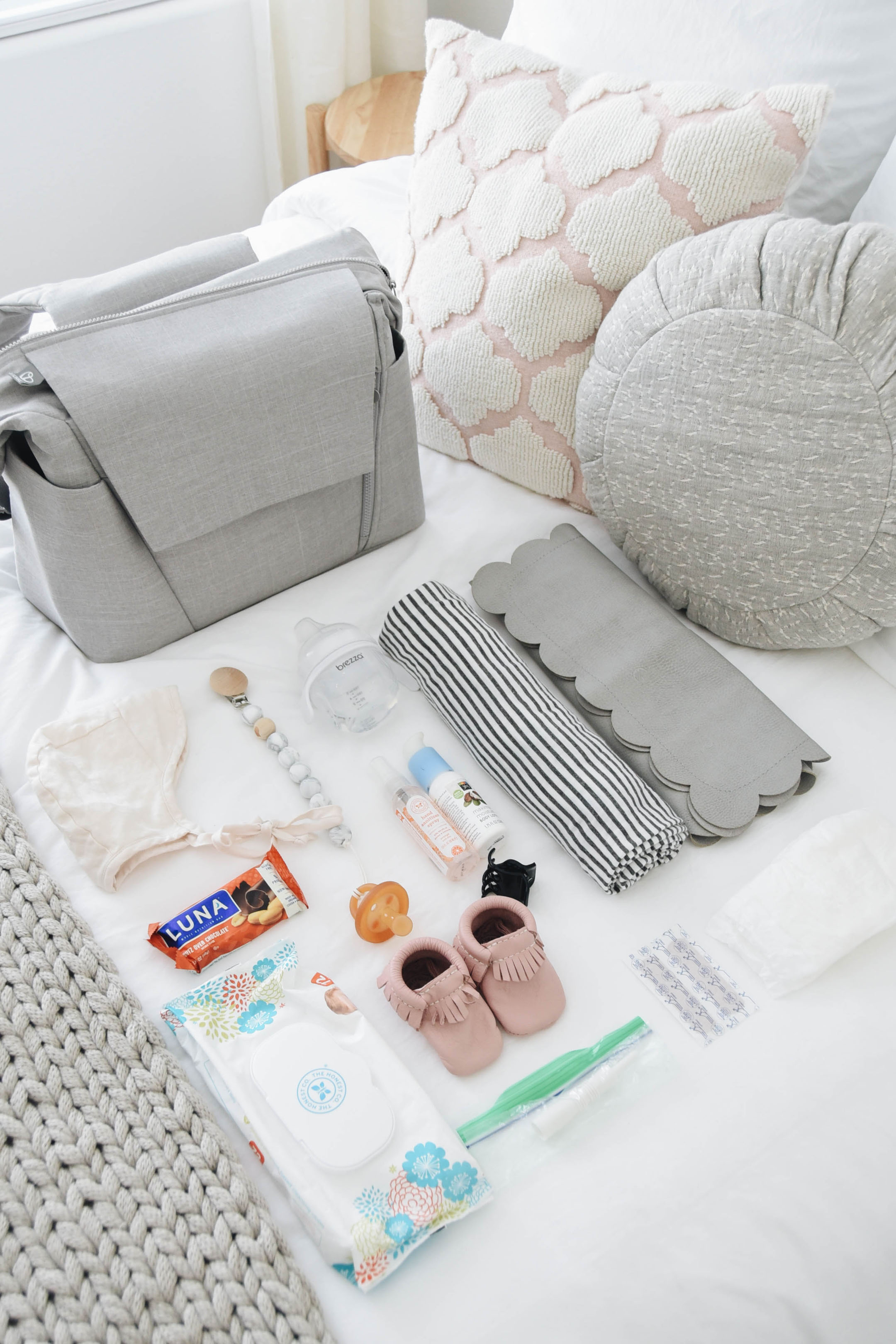 What to put in diaper bag
