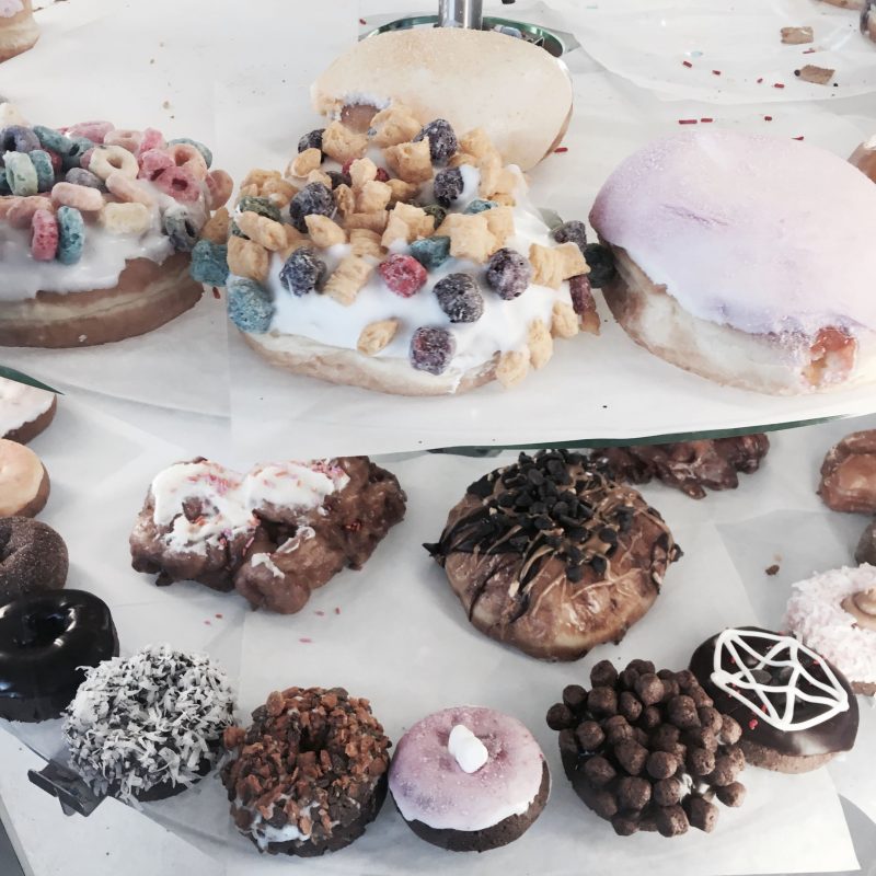 things-to-do-in-portland-oregon-voodoo-donuts