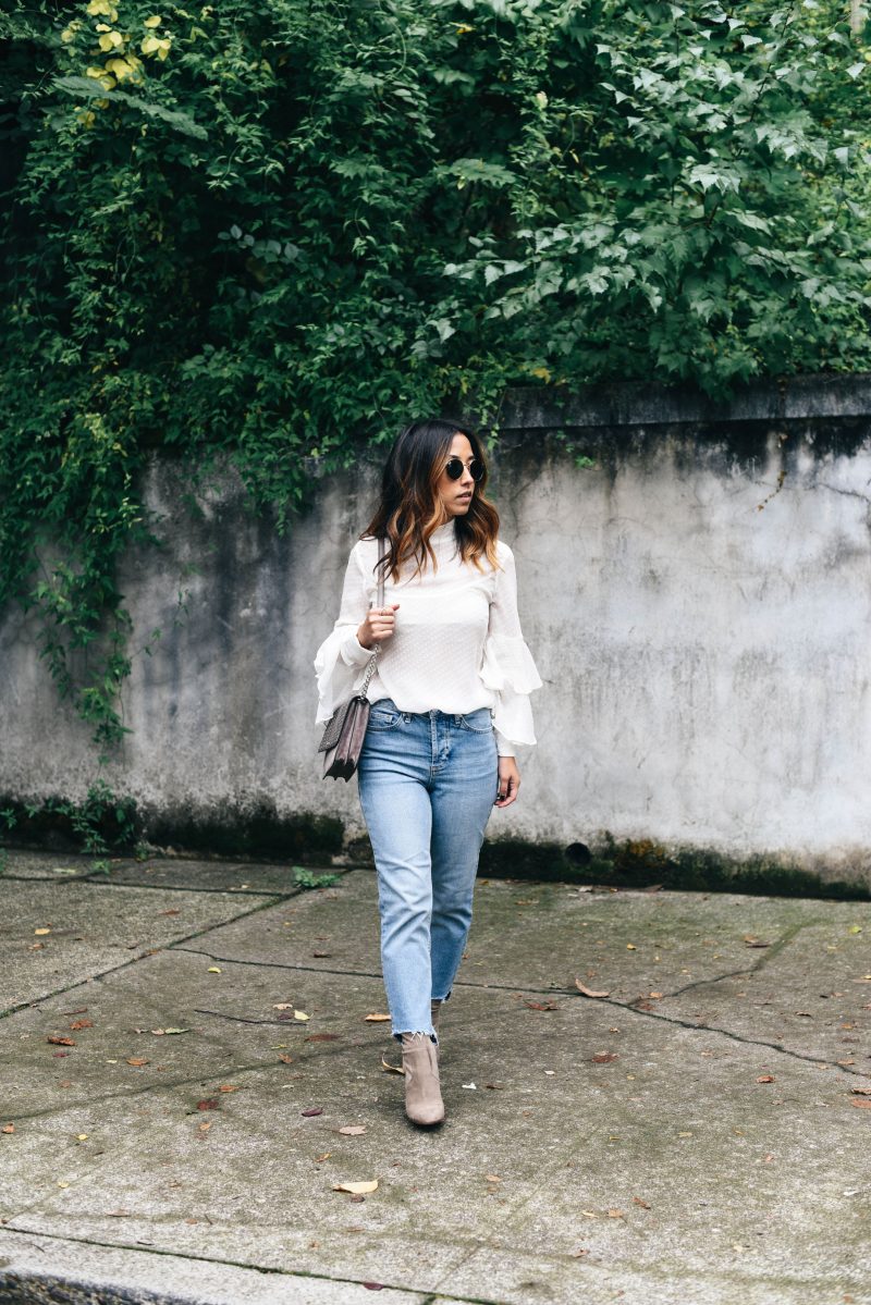 how to style high waisted jeans