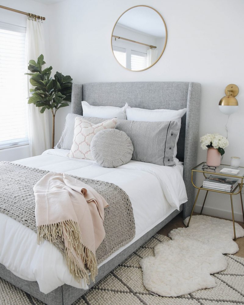 Alrai gray Upholstered bed frame